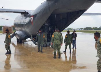 Ejército en QRoo recibe material médico para atención de los Hospitales INSABI Covid-19