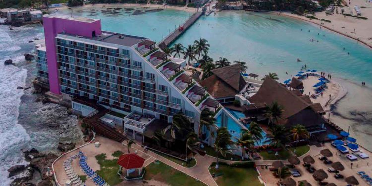 Suspenden obras en el hotel Mía de Isla Mujeres