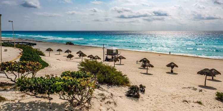 Le tira la bolita Mara Lezama a Fonatur en el caso del hotel Gran Solaris Cancún junto a El Mirado