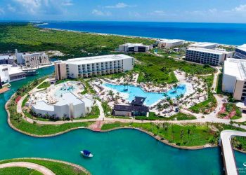 Isla Mujeres podría tener listas 2 mil 700 habitaciones de hotel para reactivar la actividad turística