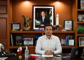 Llama Pedro Joaquín a autoridades federales a reactivar la pesca para autoconsumo en Cozumel