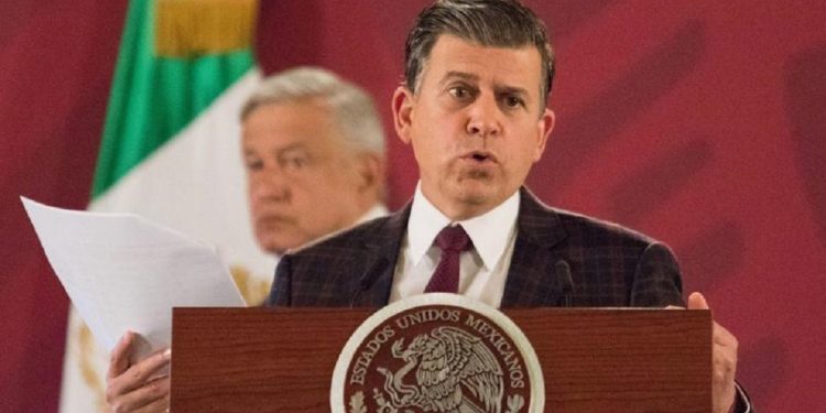 Titular de Profeco da positivo Covid-19