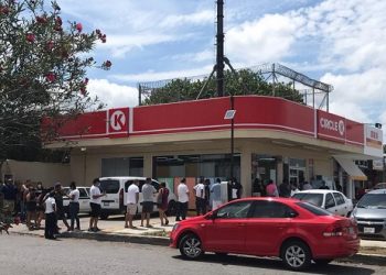 Tiendas de conveniencia y de autoservicios de 7:30 a 21:00 horas en Quintana Roo