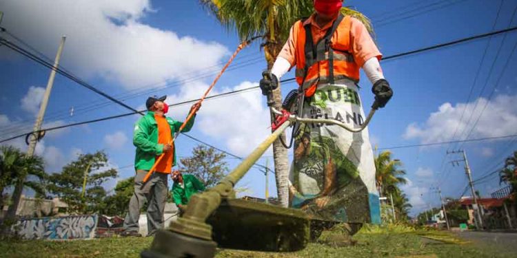 En Cozumel siguen con acciones preventivas ante posibles lluvias