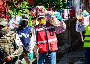 Familias de Isla Mujeres siguen recibiendo apoyo alimentario