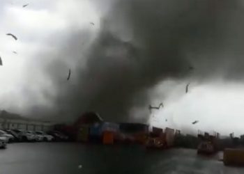 Daños graves tras el paso de un tornado en Apodaca, Nuevo León