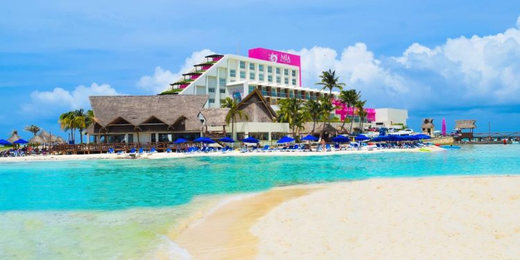 Hoteles de Isla Mujeres se reportan listos para reiniciar a partir del próximo lunes