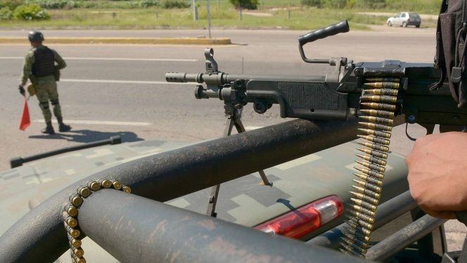 EU actualiza alerta de viaje a México por delincuencia organizada