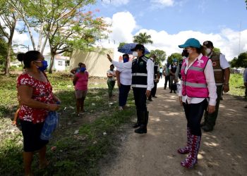 Las familias no están solas, les estamos apoyando y seguiremos haciéndolo: Carlos Joaquín