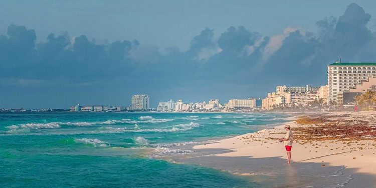 Promovemos los destinos de Quintana Roo para la recuperación gradual, ordenada y responsable del turismo y los empleos para la gente: Carlos Joaquín