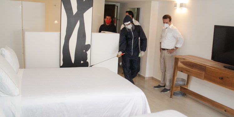 Turistas ya pueden volver a disfrutar de 30 sitios de buceo en Cozumel