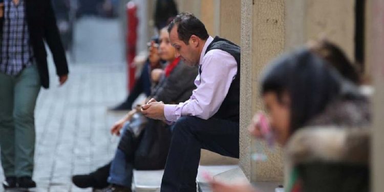 Pandemia y economía, causantes de desempleo de 12.5 millones de puestos formales y temporales