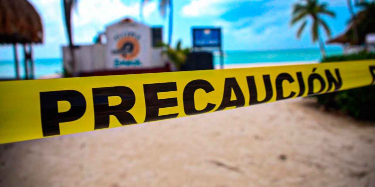 Playas de Isla Mujeres permanecerán cerradas