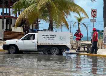 Continúa los trabajos de Protección Civil en Isla Mujeres