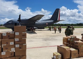 Ejército y Fuerza Aérea Mexicanos transportan insumos médicos para Hospitales Insabi Covid-19 de Quintana Roo