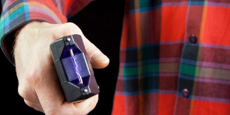 Aprobarían el uso de taser o pistola eléctrica para defensa personal en QRoo