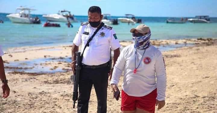 Playas continuarán cerradas en Isla Mujeres