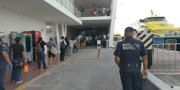 En siete minutos, cuerpos de seguridad responden para salvaguardar a usuarios en instalaciones marítimas