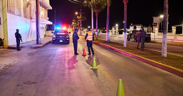 Policías inhiben la delincuencia con retenes