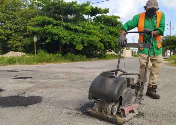 Continúa Servicios Públicos trabajando en favor de las familias cozumeleñas