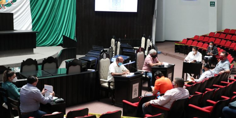 Cumplen 38 aspirantes con requisitos legales para ser comisionado del IDAIP