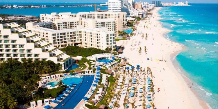 Aparecen 135 casos positivos de Covid-19 en Quintana Roo