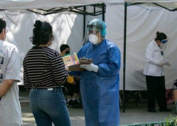 Más de 50% del país en máximo nivel de riesgo por COVID