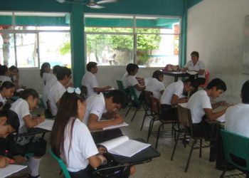 Colegio de Bachilleres Plantel Isla Mujeres se reporta listo para iniciar de manera virtual