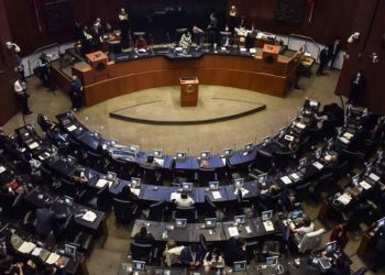 Rechaza Senado primera solicitud de juicio a expresidentes