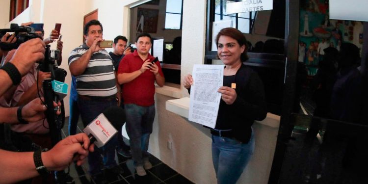 Reyna Duran insiste en investigar posibles actos de corrupción de Mara Lezama