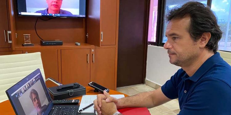 Se reúne Pedro Joaquín con directivos de Southwest Airlines