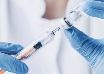 Vacuna contra covid podría estar lista para producirse en noviembre