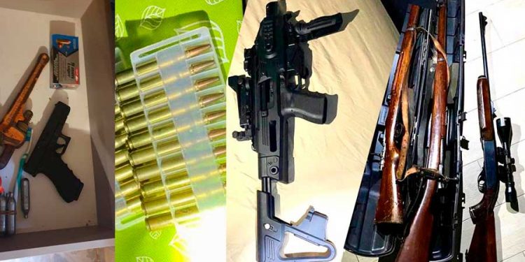 En Cancún la FGR asegura armas y detienen a dos venezolanos