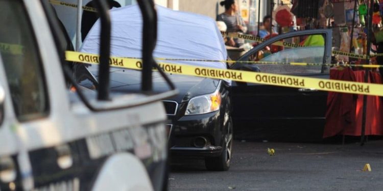 Estados Unidos pide a sus ciudadanos no viajar a México por inseguridad y COVID-19