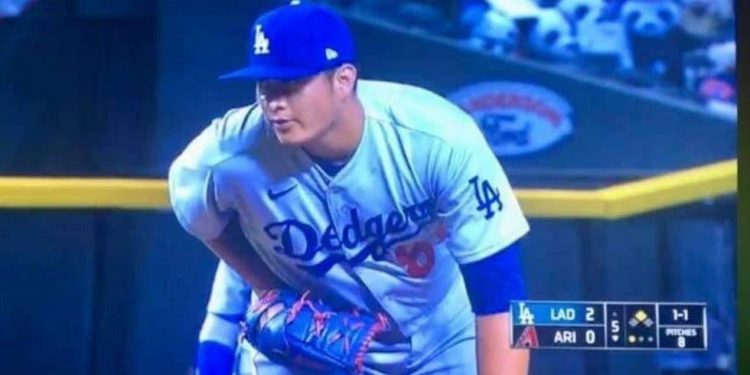 Pitcher mexicano debuta con los Dodgers de Los Ángeles