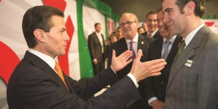 Piden la renuncia de Lorenzo Córdova por no detectar excesos en campaña de Peña