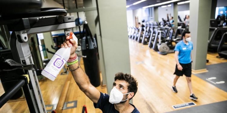 Proponen abrir por ocho horas y un aforo del 25 por ciento los Gimnasios