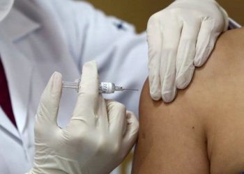 México se prepara para detectar los efectos secundarios de la vacuna contra COVID-19: Secretaría de Salud