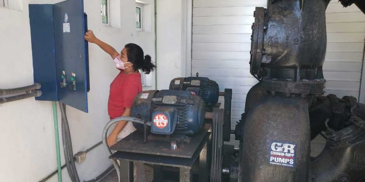 Realiza ayuntamiento isleño acciones preventivas ante posible impacto de depresión tropical número 14