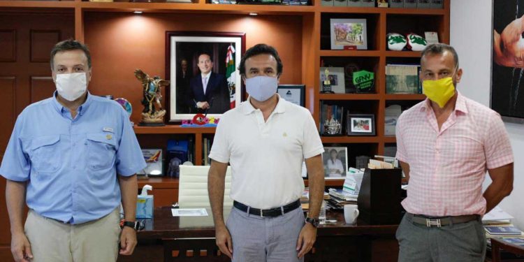 Pedro Joaquín promueve las inversiones y generación de empleos en Cozumel