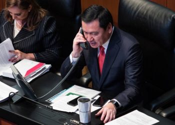 FGR va contra exfuncionarios de Osorio Chong; solicita 19 órdenes de aprehensión