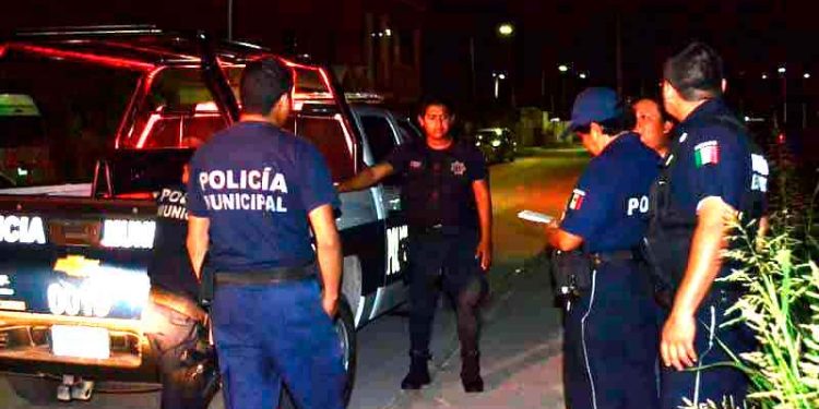 Mujeres logran someter a delincuente en Chetumal cuando pretendía huir después agresión con Machete