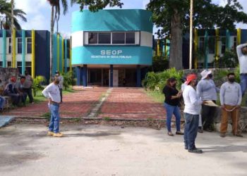 Continúan las protestas en el SUTAGE, exigen lanzar convocatoria para elegir a un nuevo dirigente