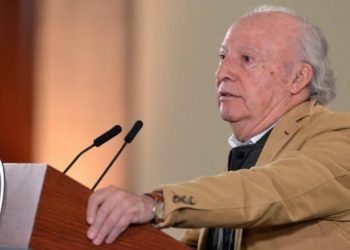 Víctor Manuel Toledo, titular de la Semarnat, arremete contra la 4T; prevén su renuncia