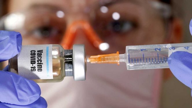 Vacuna de Sanofi y GSK contra covid-19 costará menos de $255