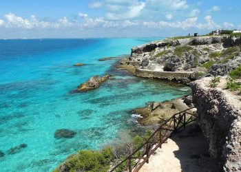 Gobierno de Quintana Roo asegura playas y arrecifes de cinco municipios en 42.5 mdp