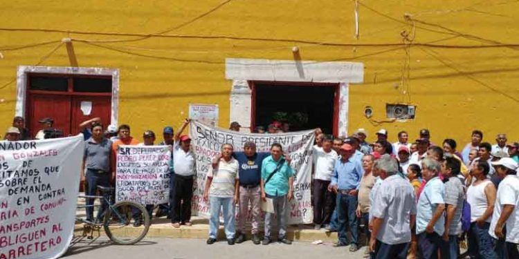 Liberan tramo carretero de Felipe Carrillo Puerto a Valladolid