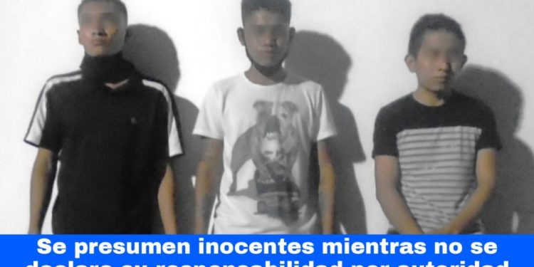 Detienen a tres ‘fichitas’ por daños y robo en Cancún