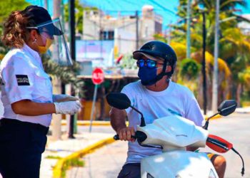 Invitan a regularizar documentación de sus vehículos en Isla Mujeres