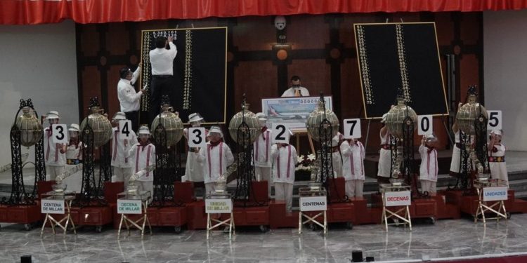 Inyectan’ a hospitales al menos $600 millones con rifa de Avión Presidencial